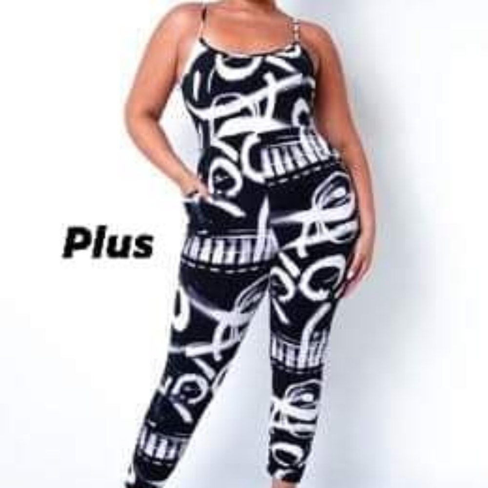Black and white jumper